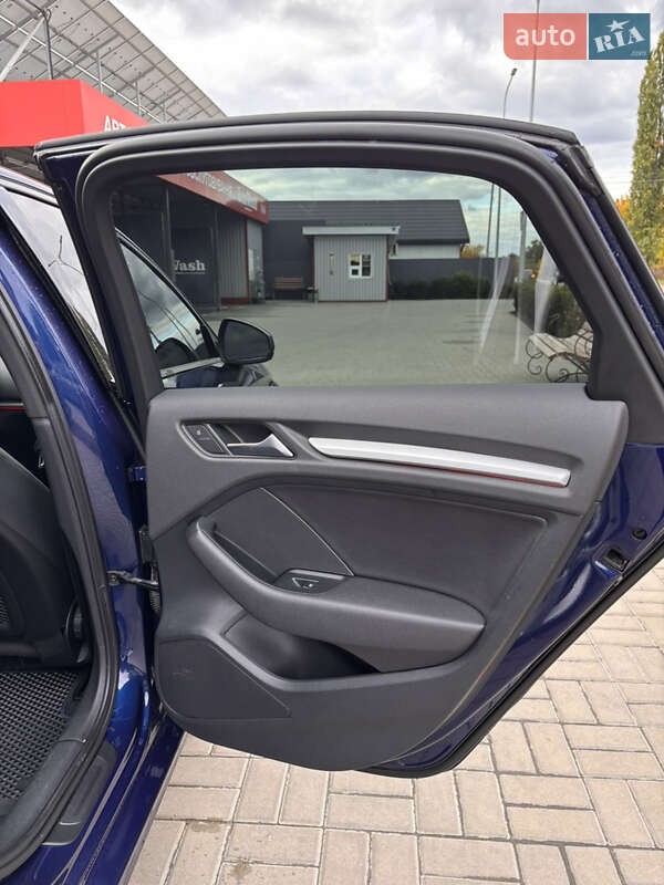 Седан Audi A3 2014 в Киеве