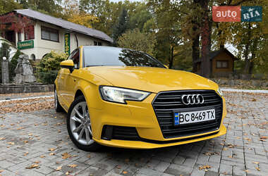 Хэтчбек Audi A3 2016 в 