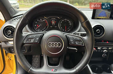 Хэтчбек Audi A3 2016 в 