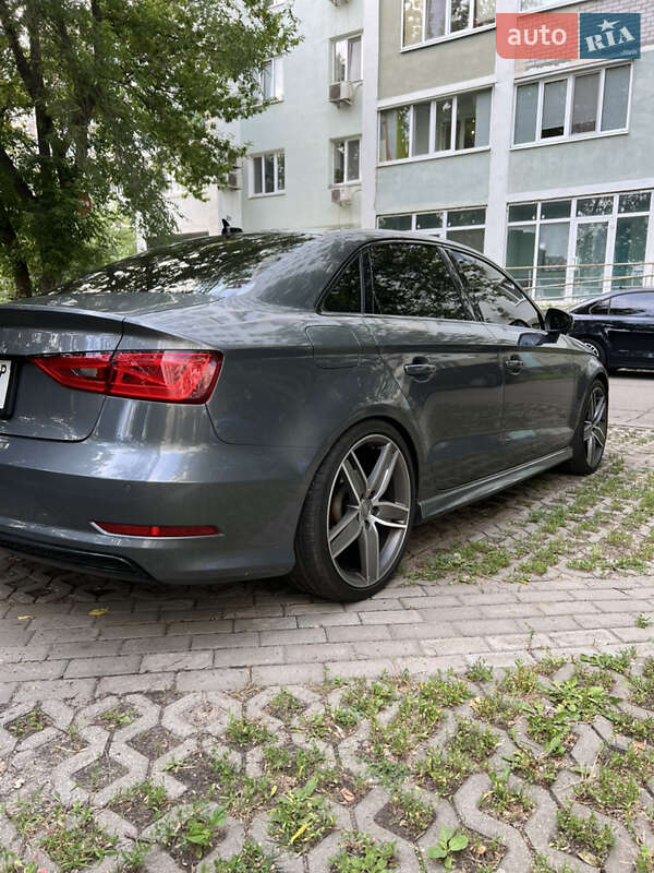 Седан Audi A3 2015 в Харькове фото 4 Седан Audi A3 2015 в Харькове