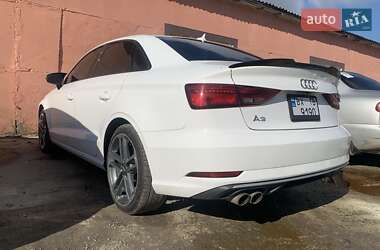 Седан Audi A3 2017 в 