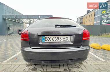 Хэтчбек Audi A3 2003 в 