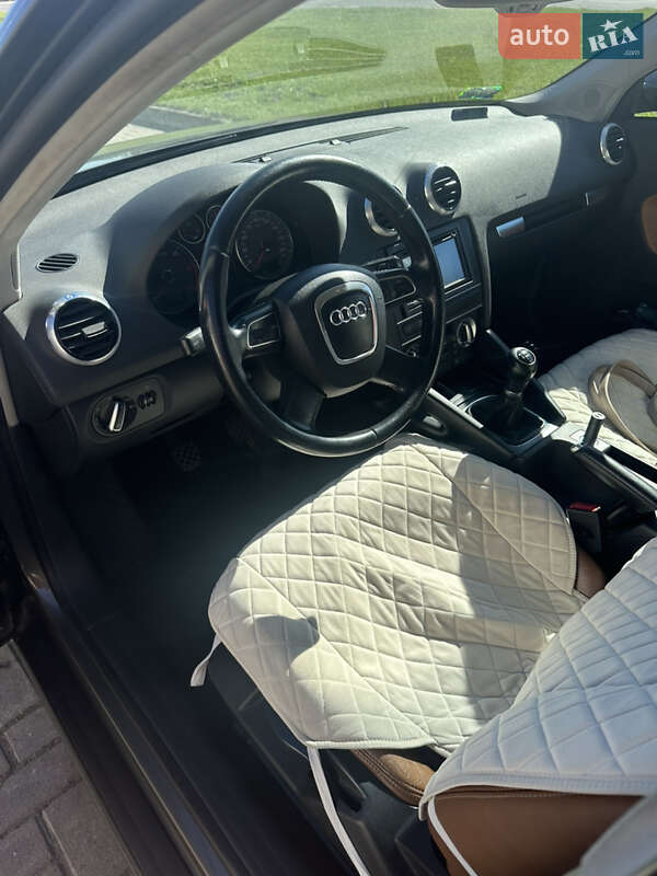 Хетчбек Audi A3 2011 в Любомлі