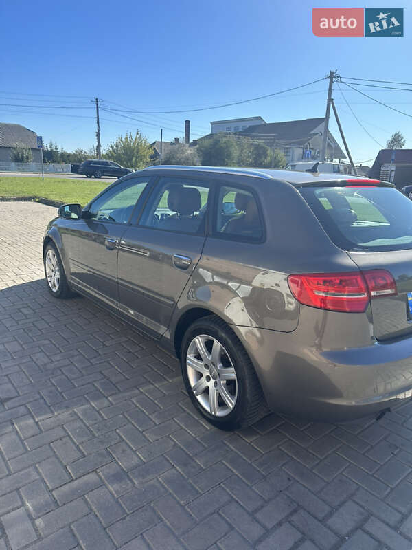 Хетчбек Audi A3 2011 в Любомлі