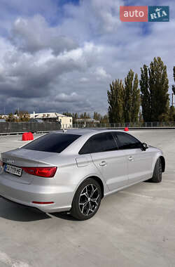 Седан Audi A3 2015 в 