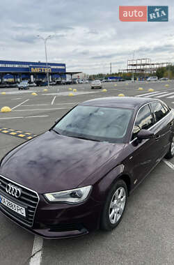 Седан Audi A3 2014 в 