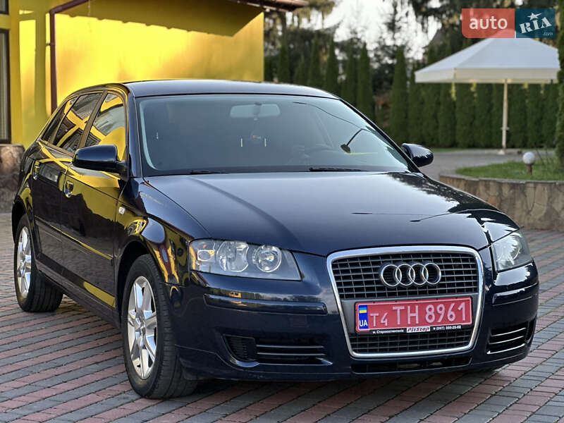 Хетчбек Audi A3 2008 в  фото Хетчбек Audi A3 2008 в