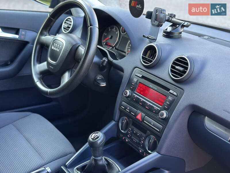 Хэтчбек Audi A3 2008 в Староконстантинове
