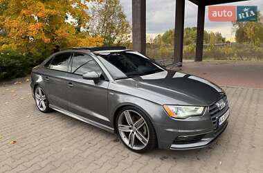 Седан Audi A3 2015 в 