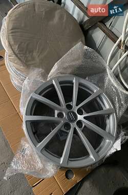Седан Audi A3 2015 в 