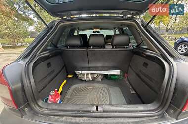 Хэтчбек Audi A3 2002 в 
