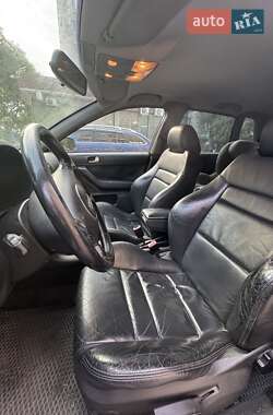 Хэтчбек Audi A3 2002 в 