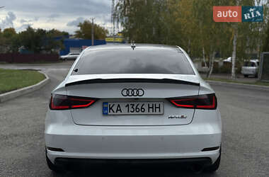 Седан Audi A3 2015 в 
