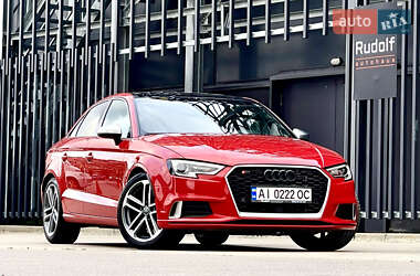 Седан Audi A3 2016 в Киеве