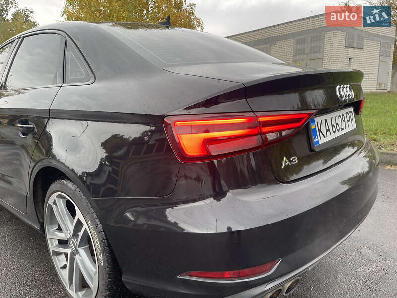 Седан Audi A3 2019 в Киеве