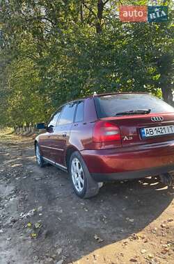 Хетчбек Audi A3 1999 в 