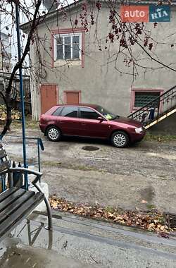 Хетчбек Audi A3 1999 в 