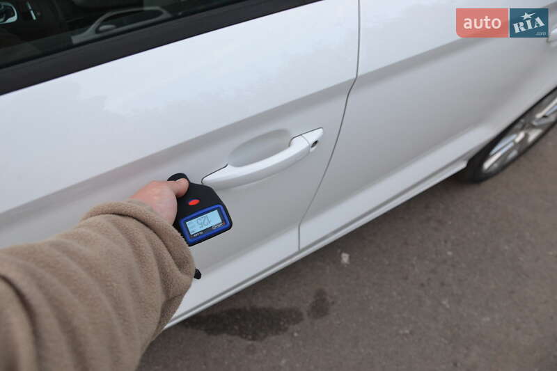 Седан Audi A3 2017 в Луцке