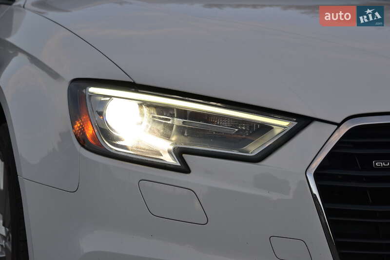 Седан Audi A3 2017 в Луцке