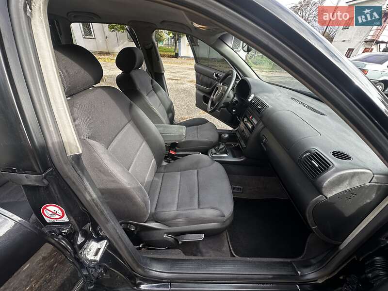 Хэтчбек Audi A3 2002 в Киеве