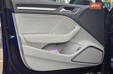 Седан Audi A3 2016 в 