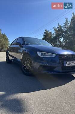 Седан Audi A3 2014 в Кропивницком