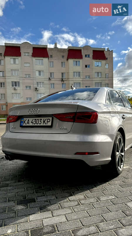 Седан Audi A3 2014 в Києві