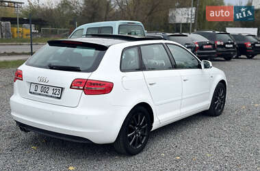 Хетчбек Audi A3 2010 в  фото 4 Хетчбек Audi A3 2010 в