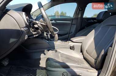Седан Audi A3 2015 в  фото 7 Седан Audi A3 2015 в