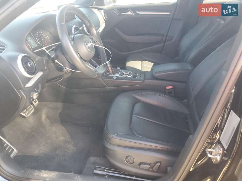 Седан Audi A3 2017 в Львові