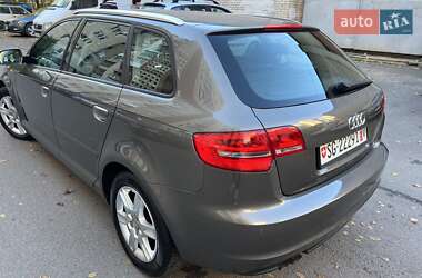 Хетчбек Audi A3 2010 в 