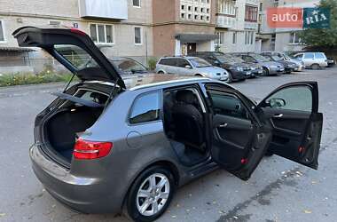 Хетчбек Audi A3 2010 в 