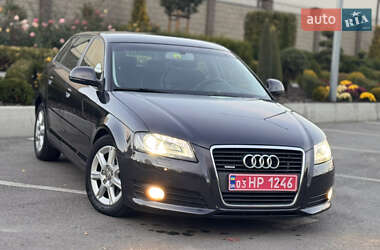 Хэтчбек Audi A3 2010 в 