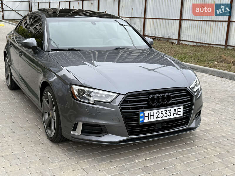 Седан Audi A3 2016 в Одессе