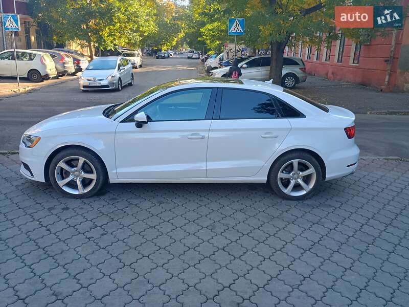 Седан Audi A3 2014 в Одессе