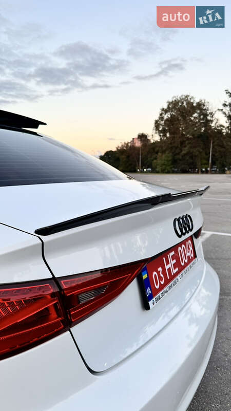 Седан Audi A3 2015 в Києві
