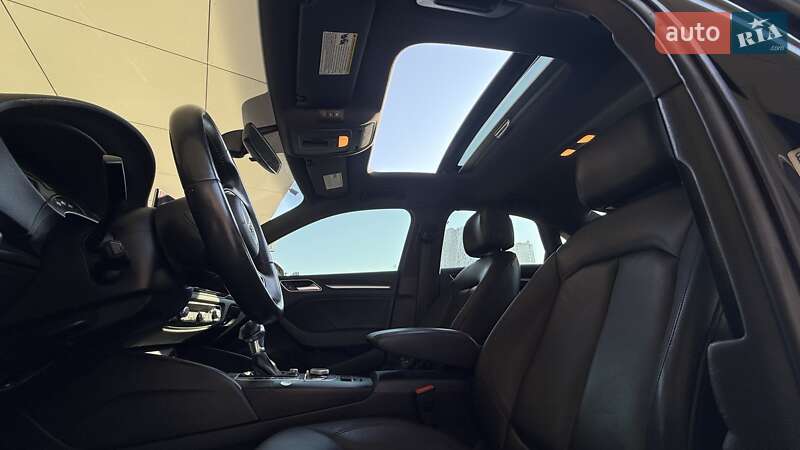 Седан Audi A3 2017 в Киеве