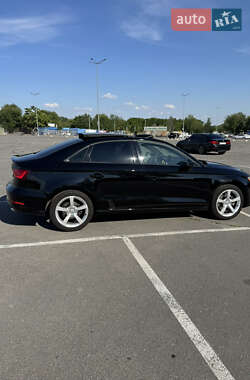 Седан Audi A3 2016 в 