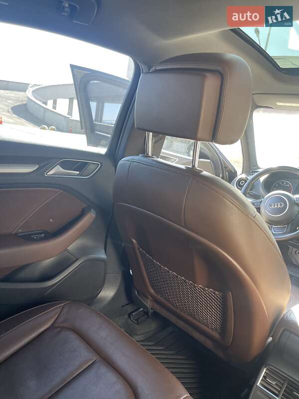Седан Audi A3 2015 в Одессе