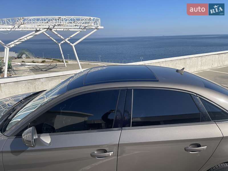 Седан Audi A3 2015 в Одессе