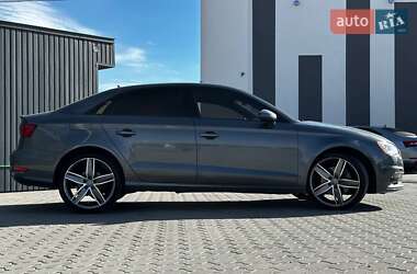 Седан Audi A3 2016 в  фото 13 Седан Audi A3 2016 в