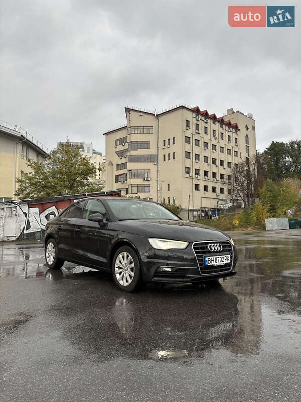 Седан Audi A3 2015 в Киеве фото 7 Седан Audi A3 2015 в Киеве