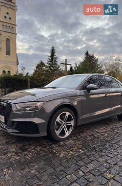 Седан Audi A3 2016 в Фастове