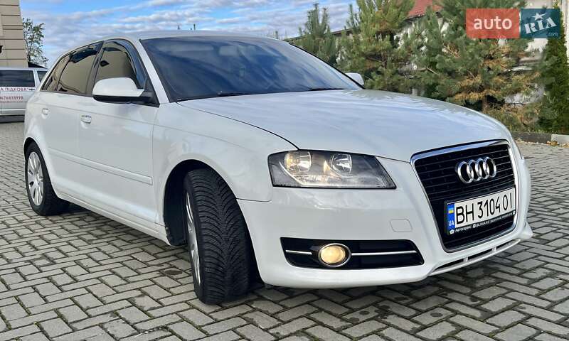 Хетчбек Audi A3 2012 в Золочеві фото 21 Хетчбек Audi A3 2012 в Золочеві