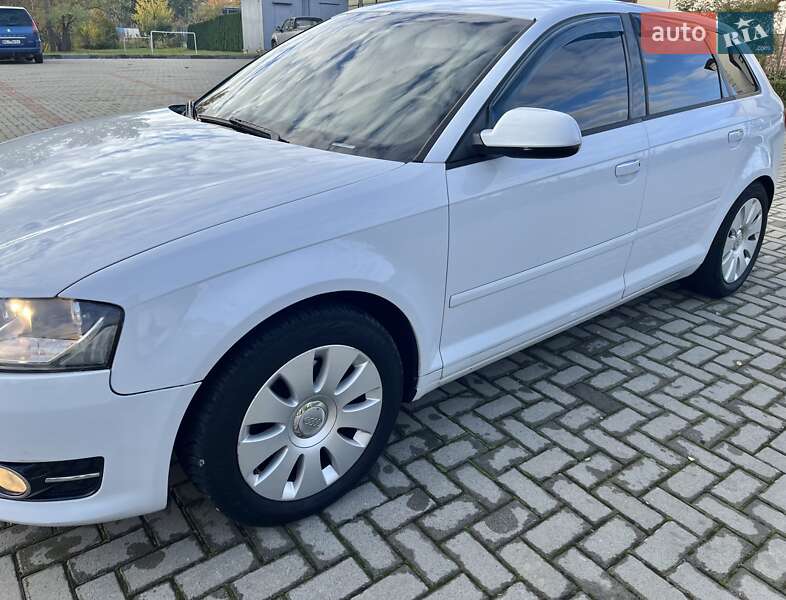 Хетчбек Audi A3 2012 в Золочеві фото 32 Хетчбек Audi A3 2012 в Золочеві
