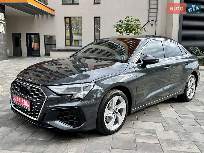 Седан Audi A3 2023 в Киеве фото Седан Audi A3 2023 в Киеве