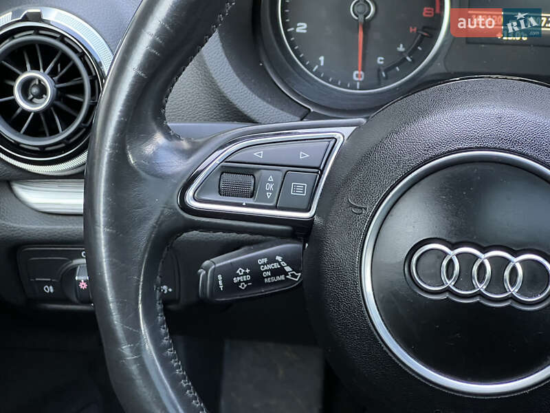 Седан Audi A3 2015 в Києві