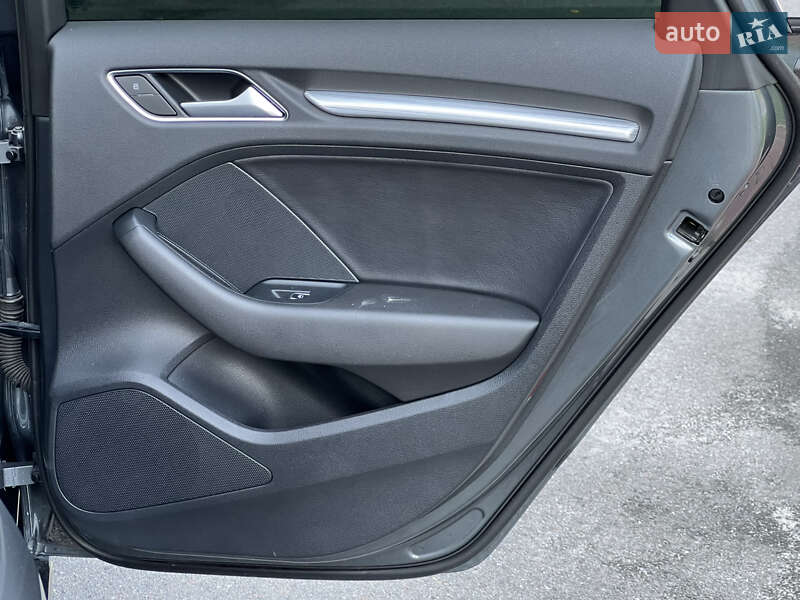 Седан Audi A3 2015 в Києві