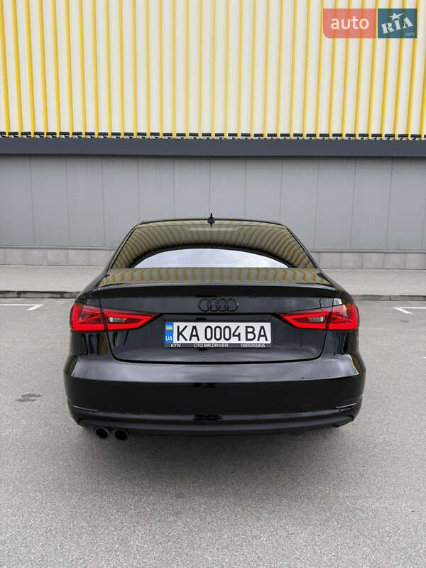 Седан Audi A3 2014 в Киеве