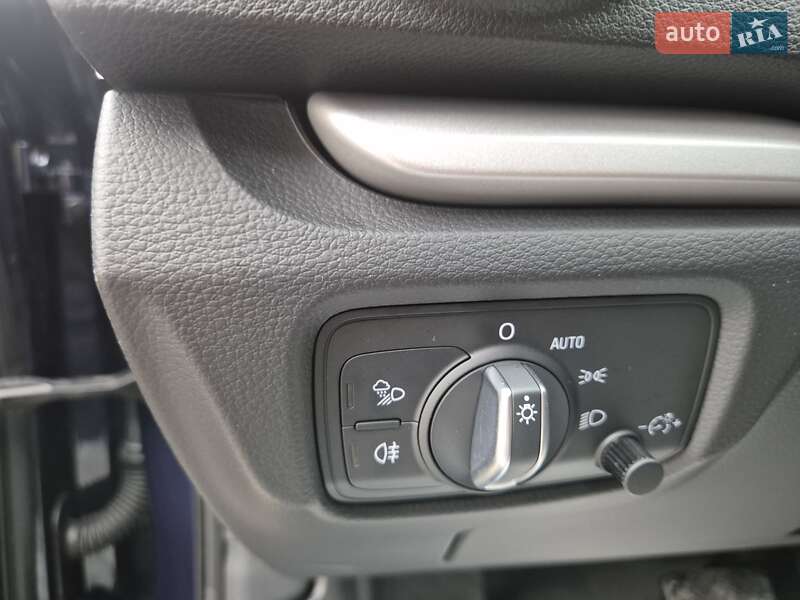 Седан Audi A3 2017 в Києві фото 27 Седан Audi A3 2017 в Києві